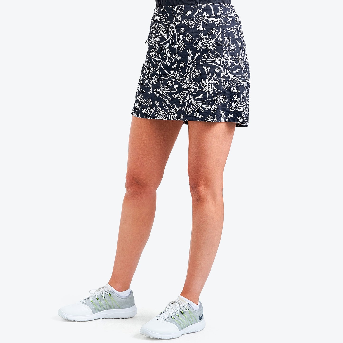 Nivo Layla Liv Cool Pull-On Skort in Black Print Side Facing Product Image